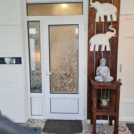 1 Bedroom 15 Min By Tram To Amsterdam Centre! 외부 사진