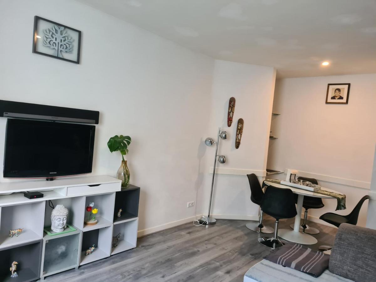 1 Bedroom 15 Min By Tram To Amsterdam Centre! 외부 사진