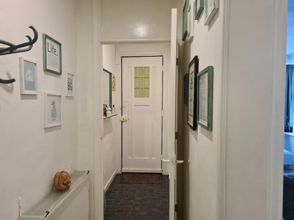 1 Bedroom 15 Min By Tram To Amsterdam Centre! 외부 사진