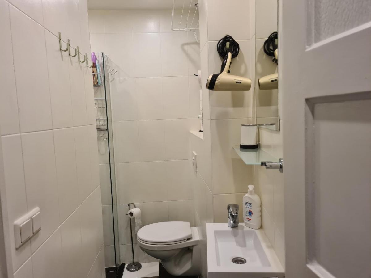 1 Bedroom 15 Min By Tram To Amsterdam Centre! 외부 사진