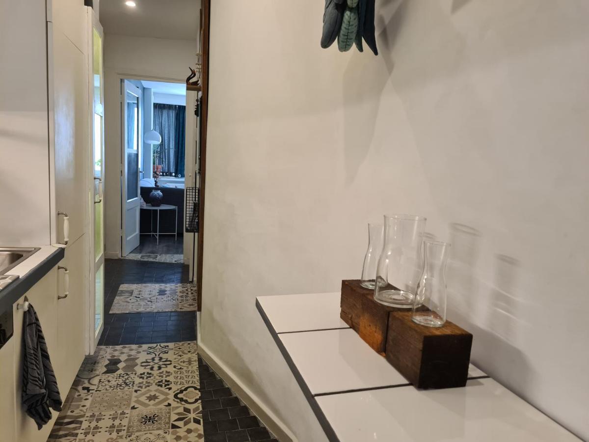 1 Bedroom 15 Min By Tram To Amsterdam Centre! 외부 사진