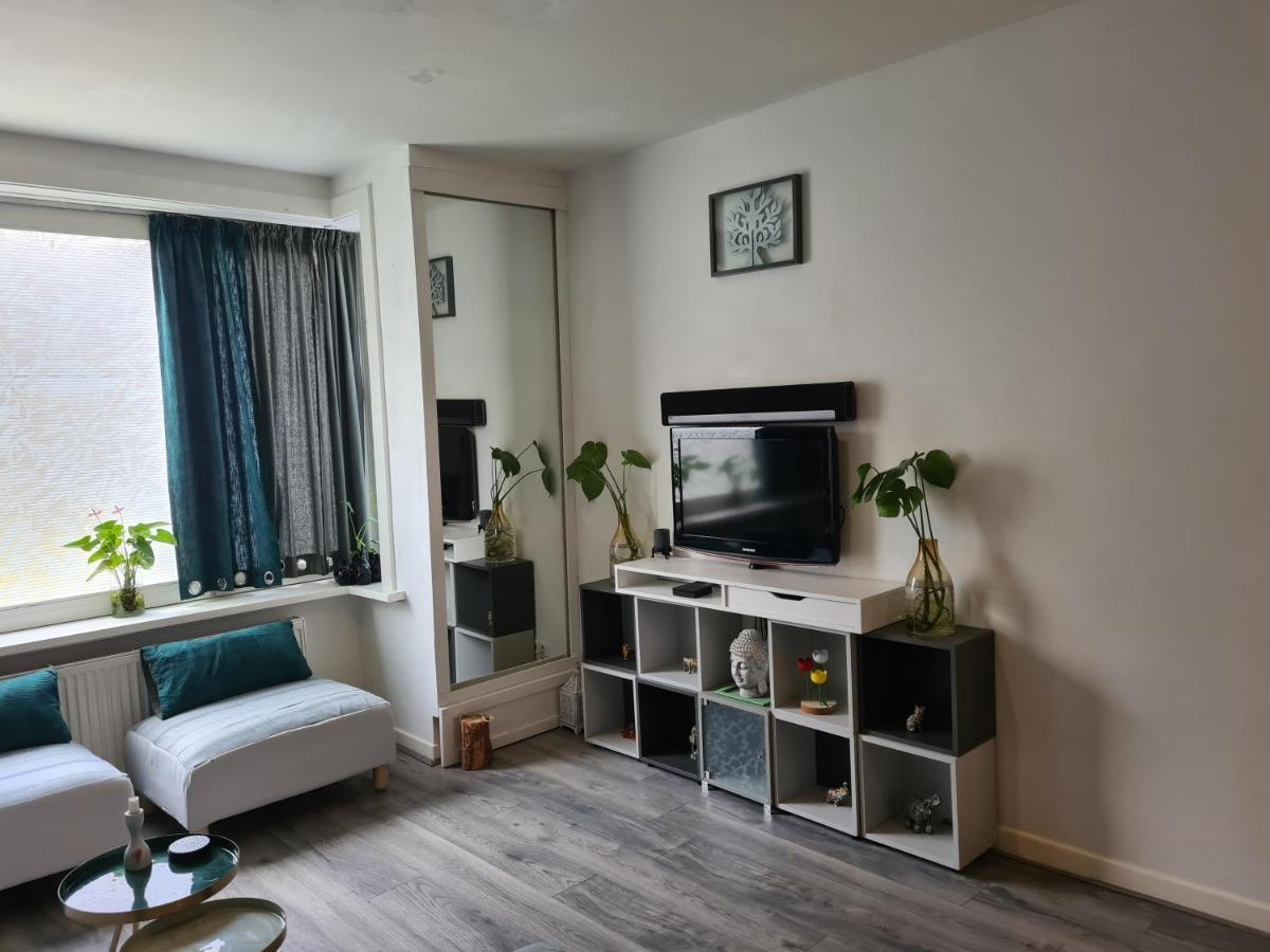 1 Bedroom 15 Min By Tram To Amsterdam Centre! 외부 사진